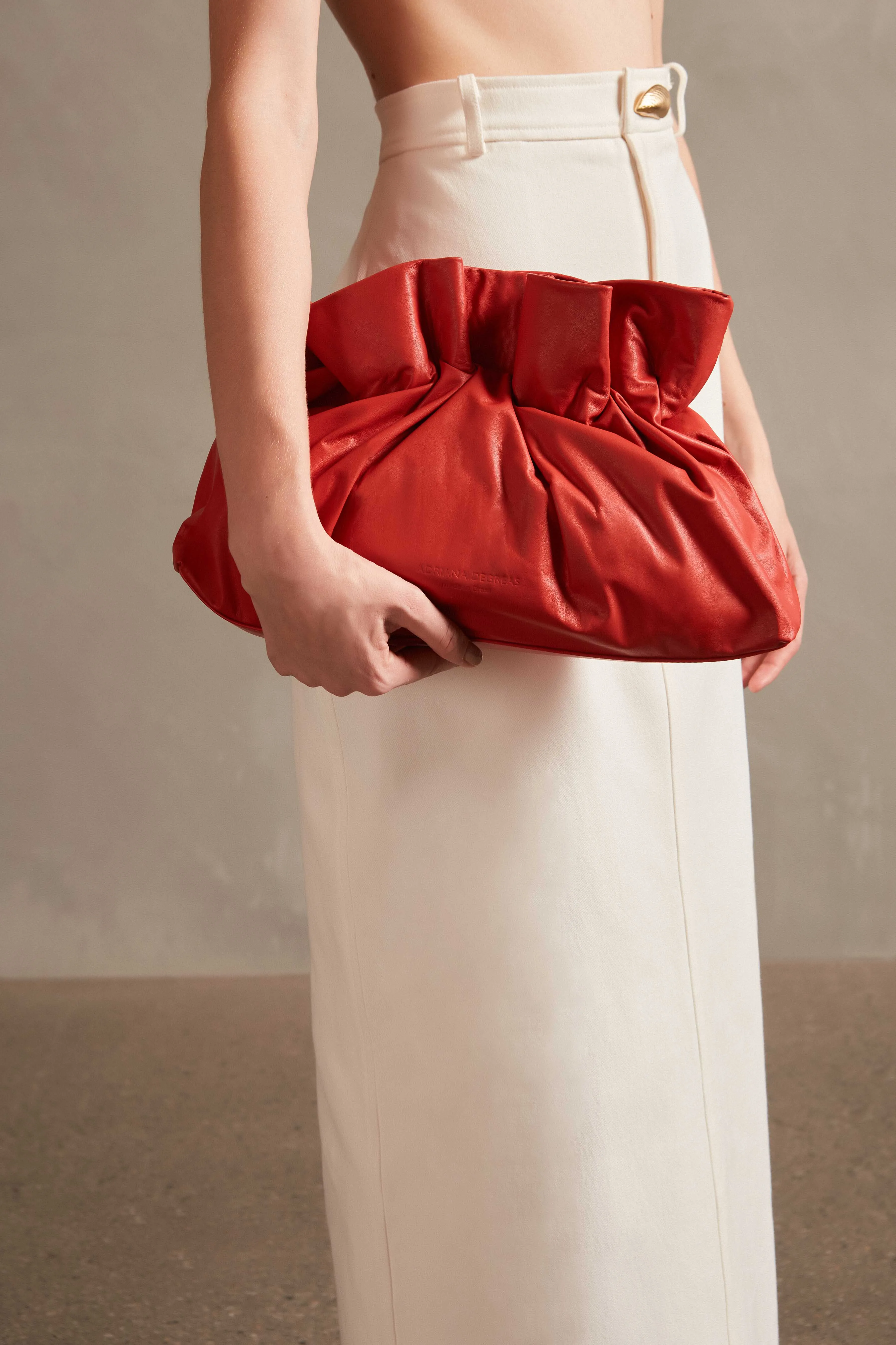 Bolsa Clutch Shell Couro