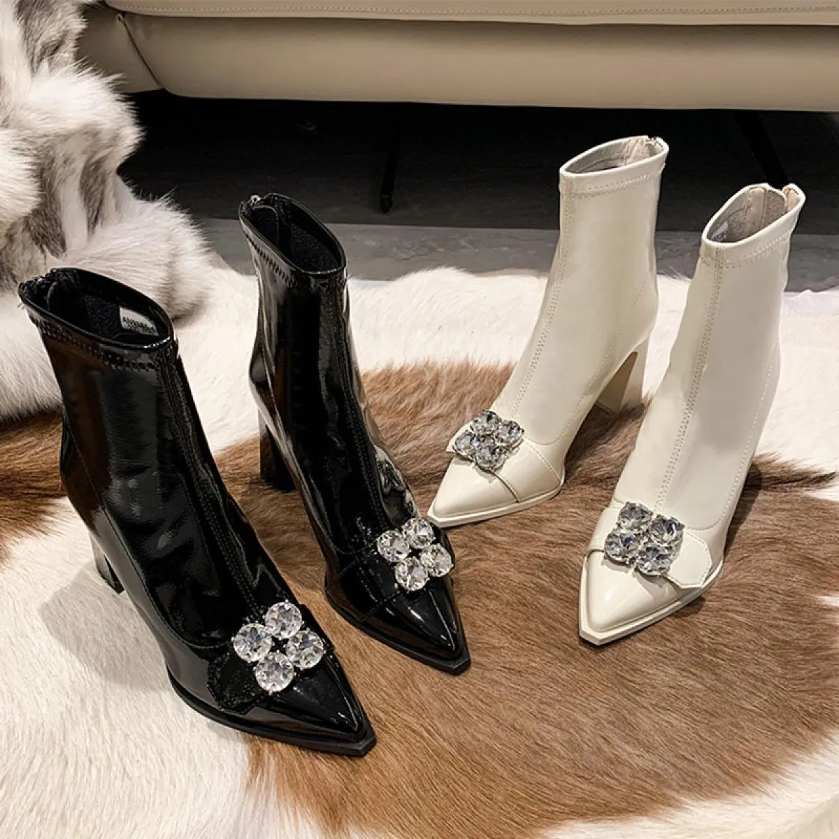 Caviglia Tacchi Alti Scarpe da Donna Stivali Chelsea di Lusso di Cristallo 2023 Inverno Nuovo Fad Cerniera Stivali da Moto Gladi