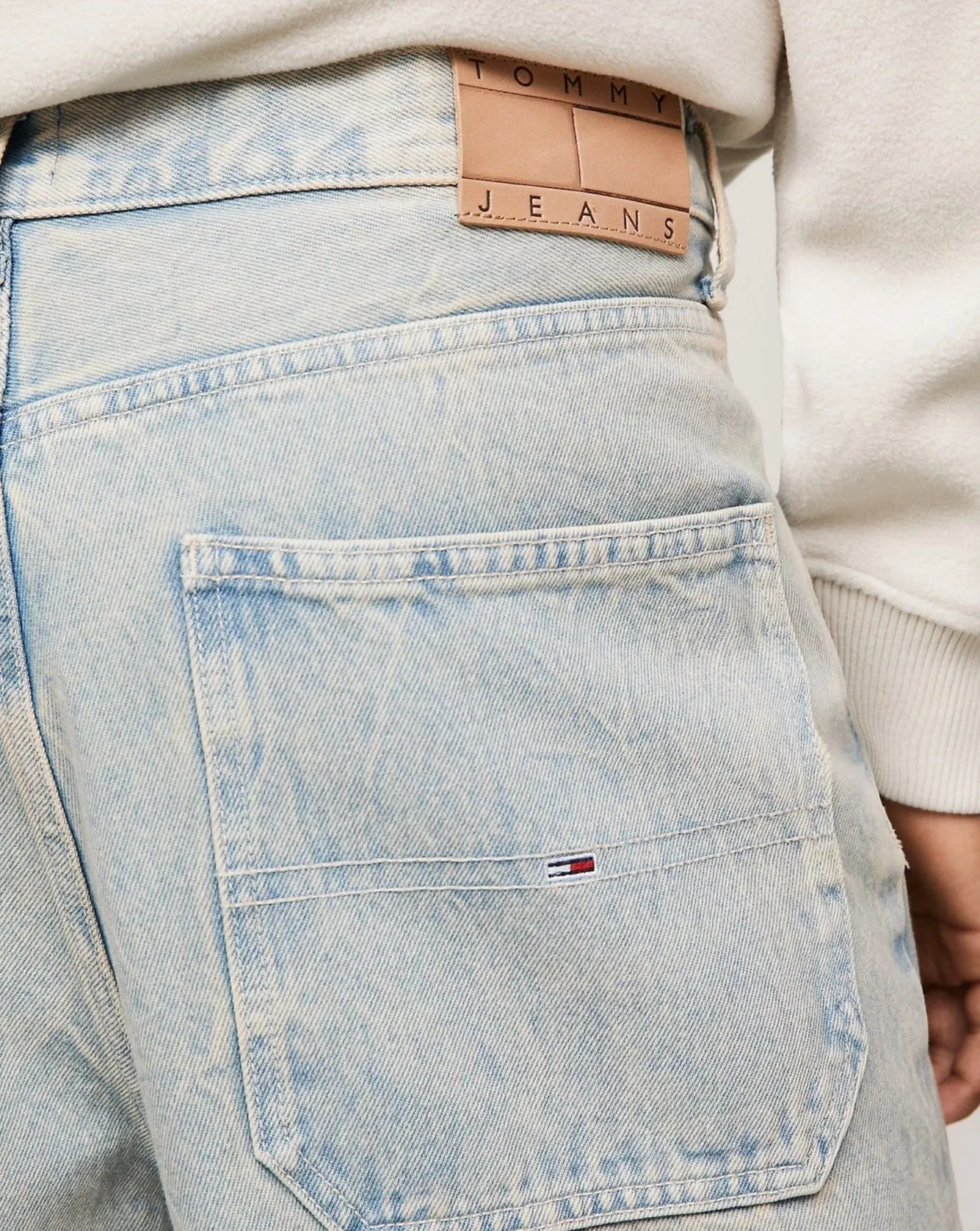 JEANS BUGGY FIT STILE SKATER EFFETTO MARMO