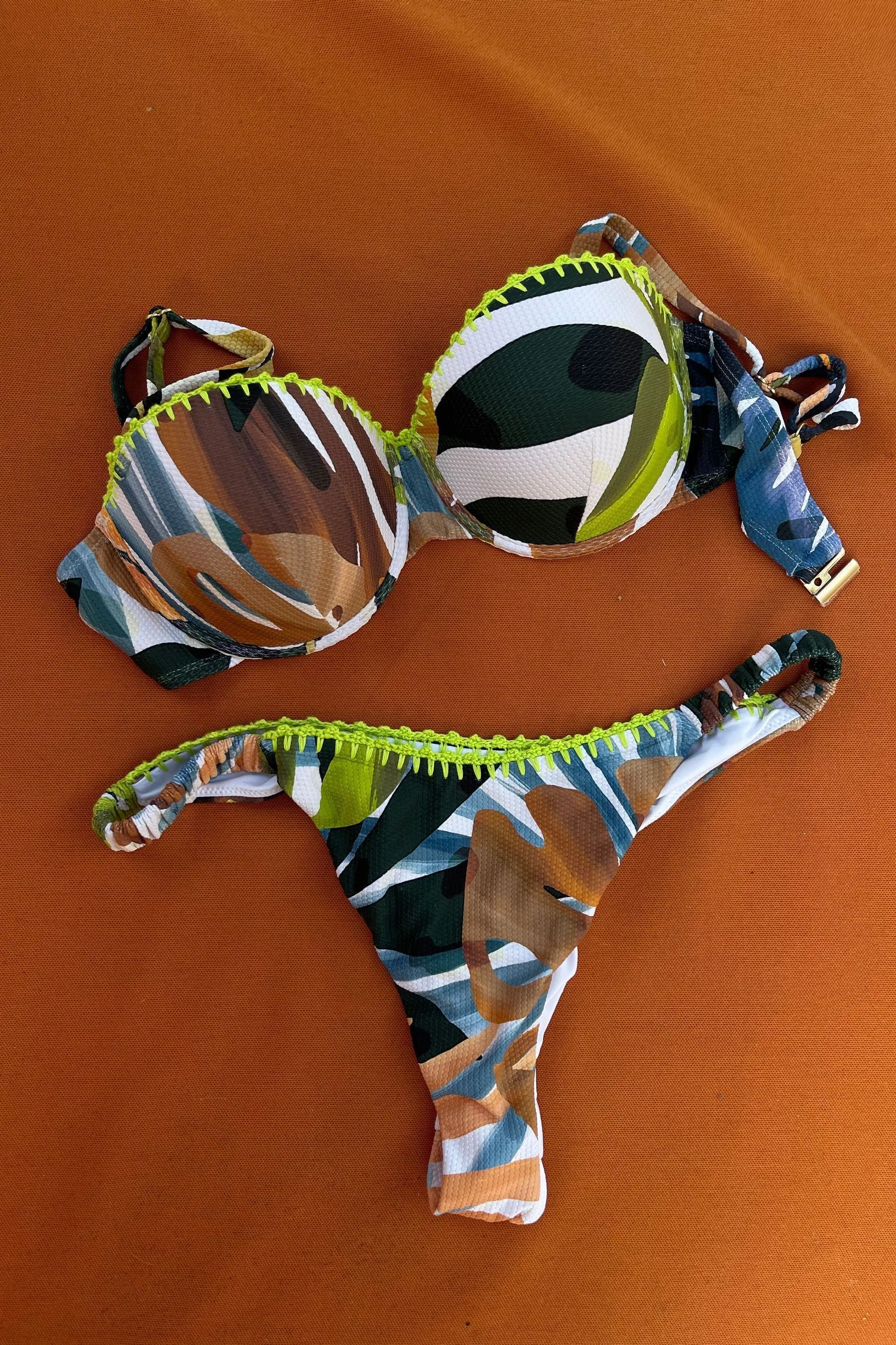 Never Fully Dressed - Tanga bikini con cuciture Slip